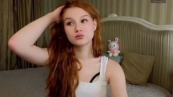 Juuulia_