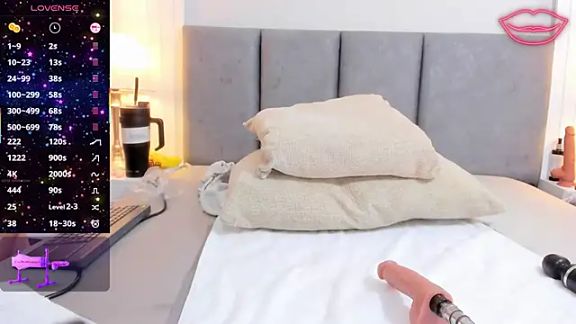 luna_cheerful