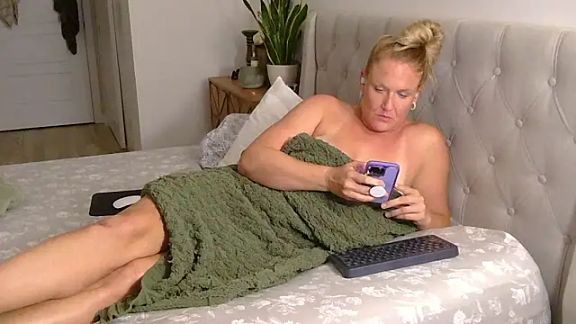 MILFnexxxtdoor