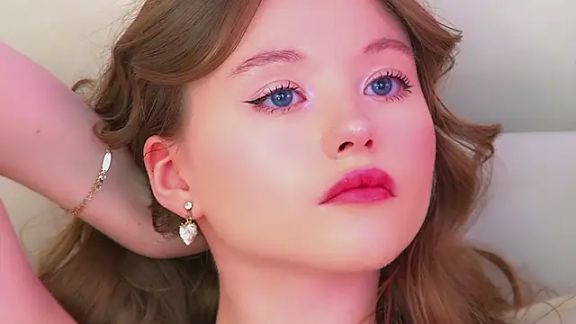 KeiraAsti