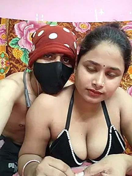 Seducing_couple