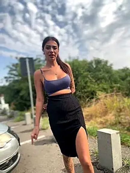 LaraVegas_