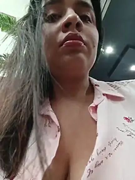 Julieth_hot-69