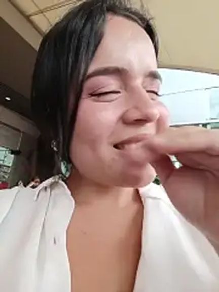 Julieth_hot-69