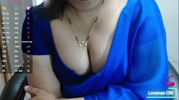 hot_neelu