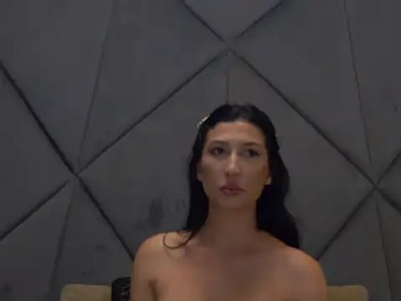 Scarlett_Charm
