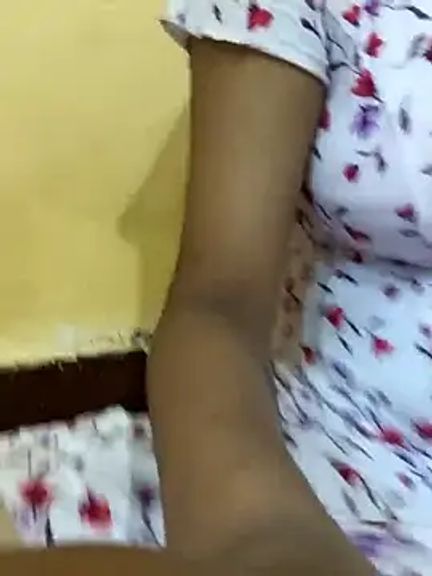 Alia-hot00
