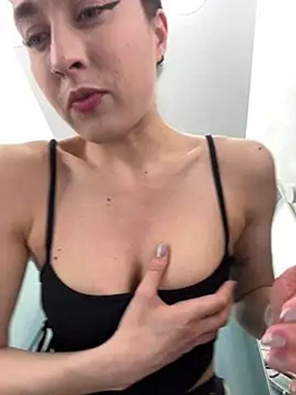 Holly_Play