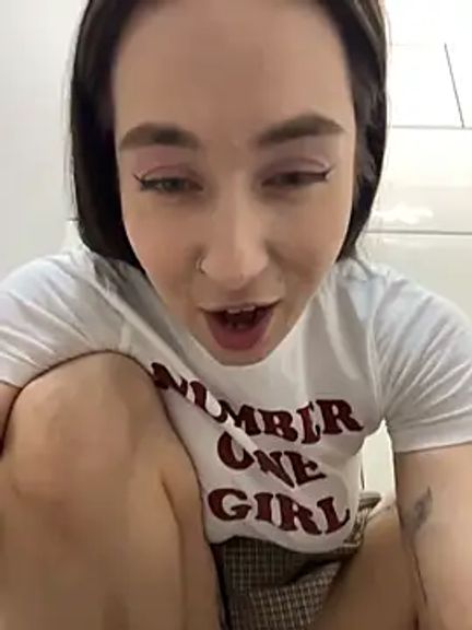 Holly_Play