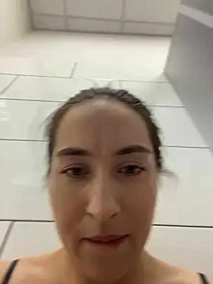 Holly_Play