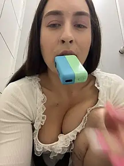 Holly_Play