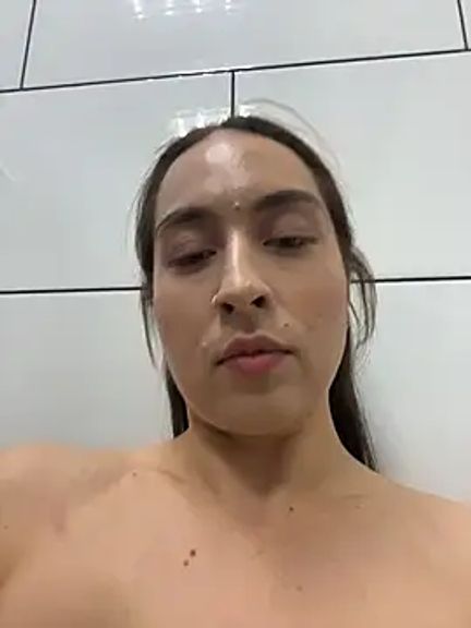 Holly_Play
