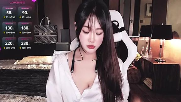 Alice-777