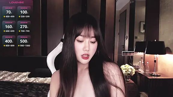 Aurora_-77