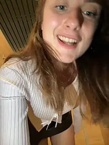 Dina_Tease