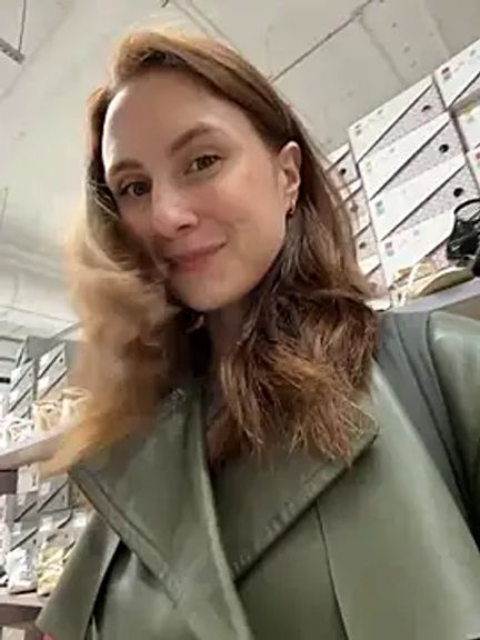 Dina_Tease