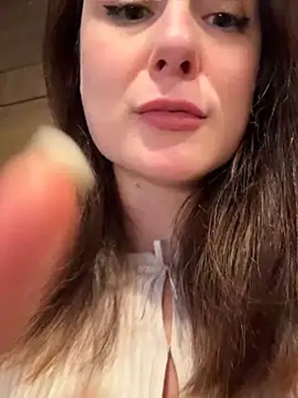 Dina_Tease