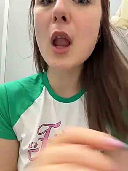 Dina_Tease