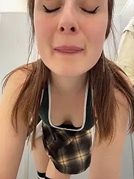 Dina_Tease
