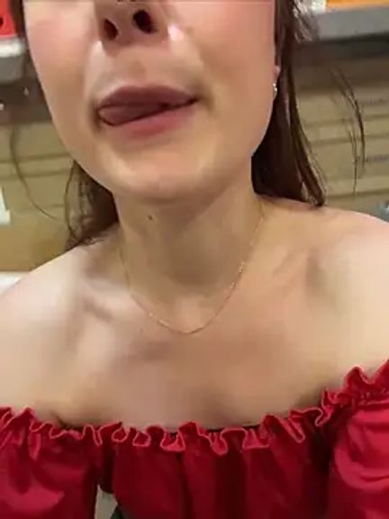 Dina_Tease