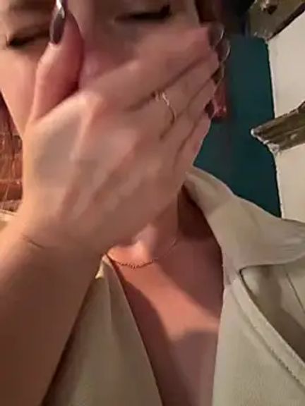 Dina_Tease