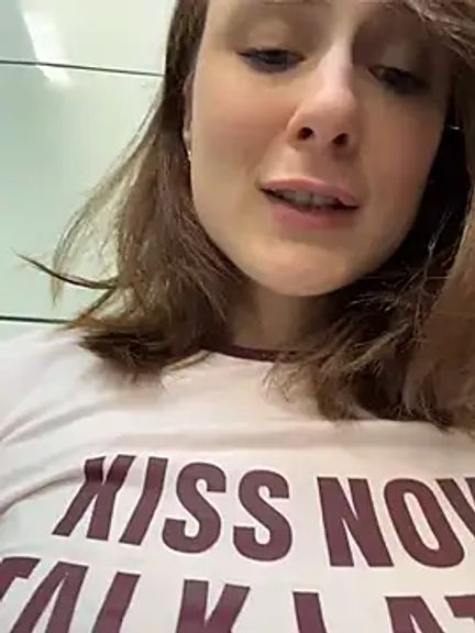 Dina_Tease