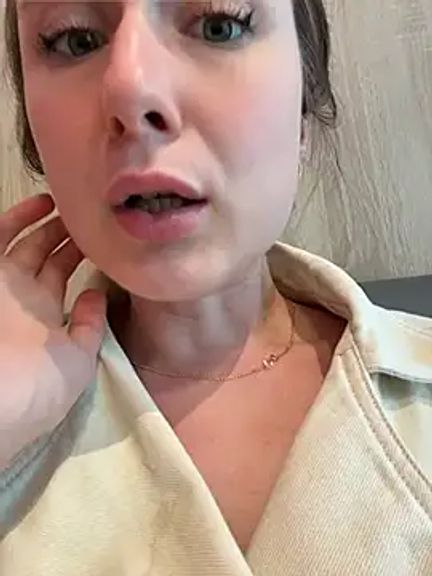 Dina_Tease