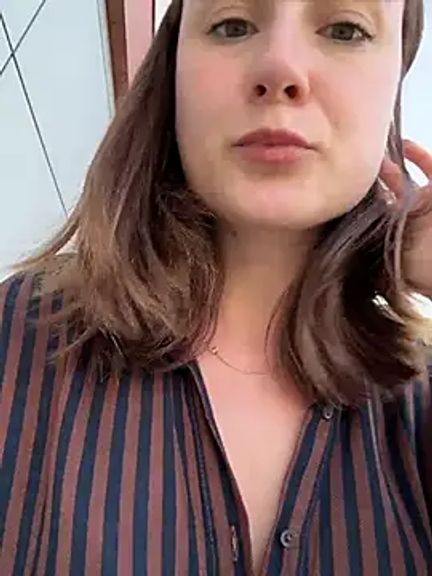 Dina_Tease