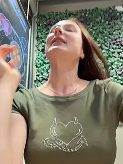 Dina_Tease