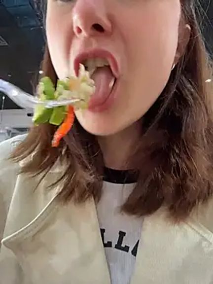 Dina_Tease