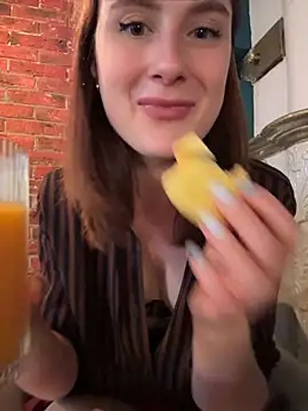 Dina_Tease
