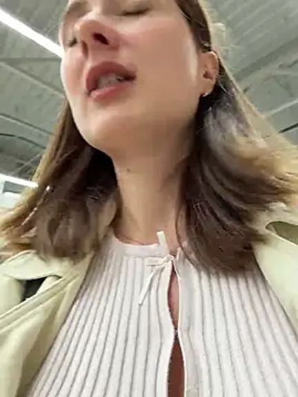 Dina_Tease