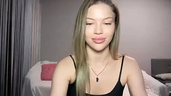 EmmyMills