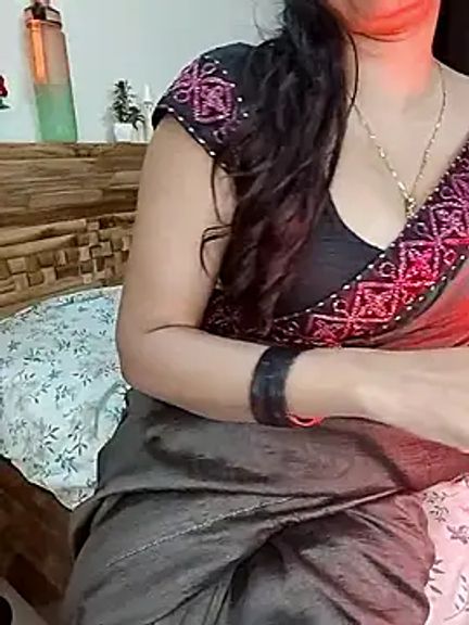 kaamuk_shweta