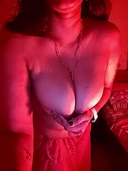 kaamuk_shweta