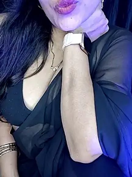 kaamuk_shweta