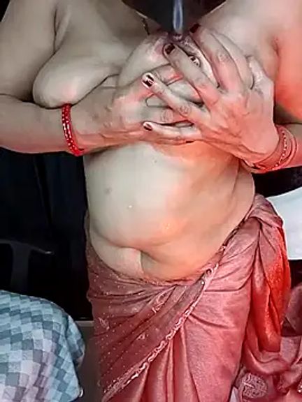 kaamuk_shweta