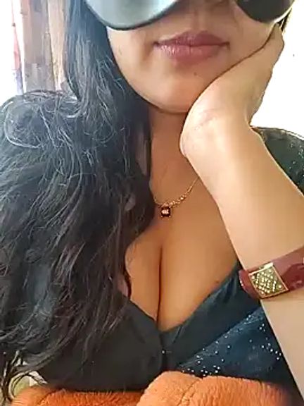 kaamuk_shweta