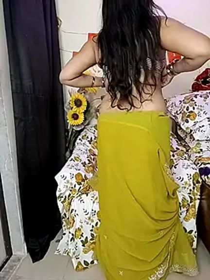 kaamuk_shweta