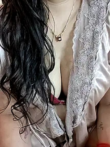 kaamuk_shweta