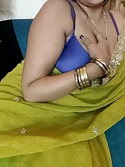 kaamuk_shweta