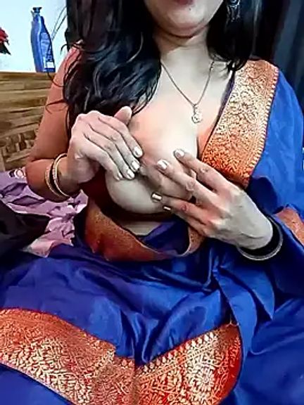 kaamuk_shweta
