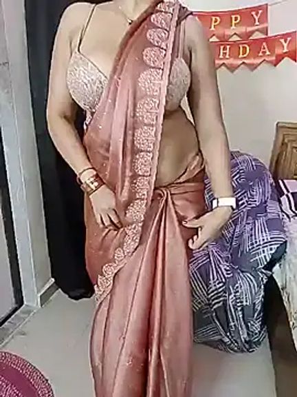 kaamuk_shweta