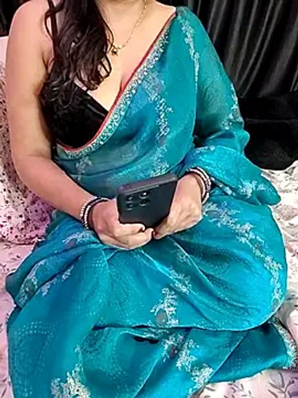kaamuk_shweta