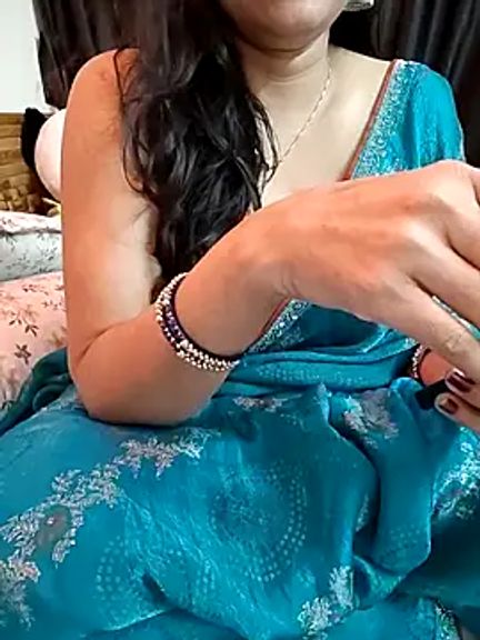 kaamuk_shweta