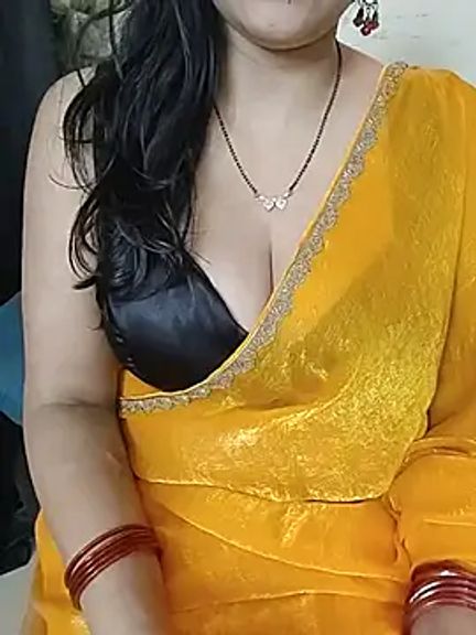 kaamuk_shweta