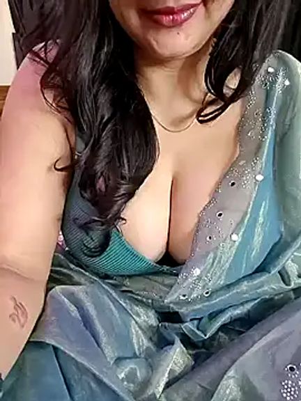 kaamuk_shweta