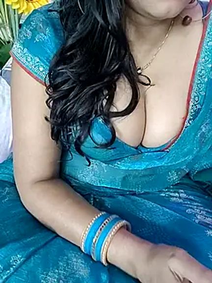 kaamuk_shweta