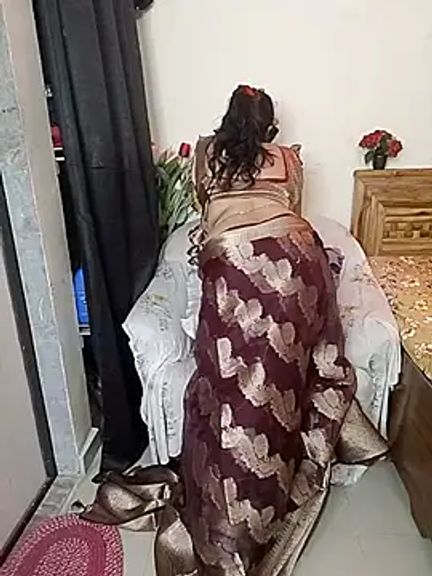 kaamuk_shweta