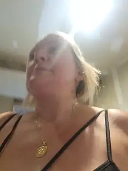 lady_charlyne